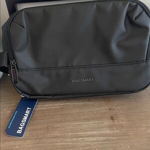 BAGSMART Black Toiletry Bag for Men